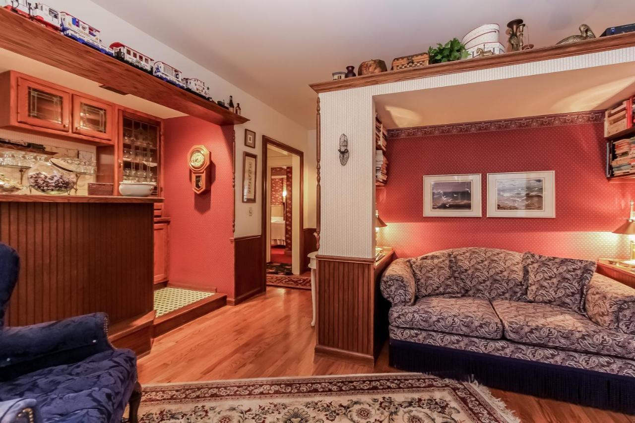 Yelton Manor Bed And Breakfast South Haven Buitenkant foto