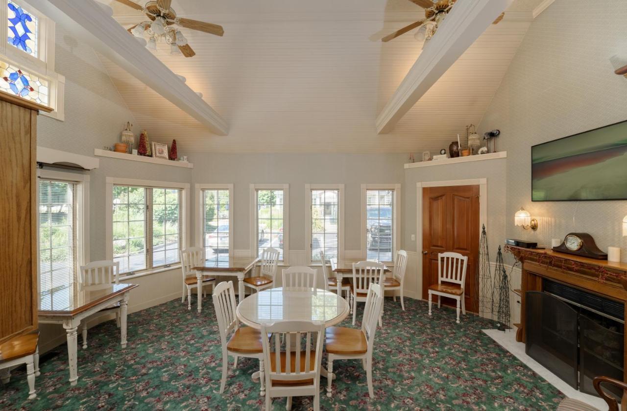 Yelton Manor Bed And Breakfast South Haven Buitenkant foto