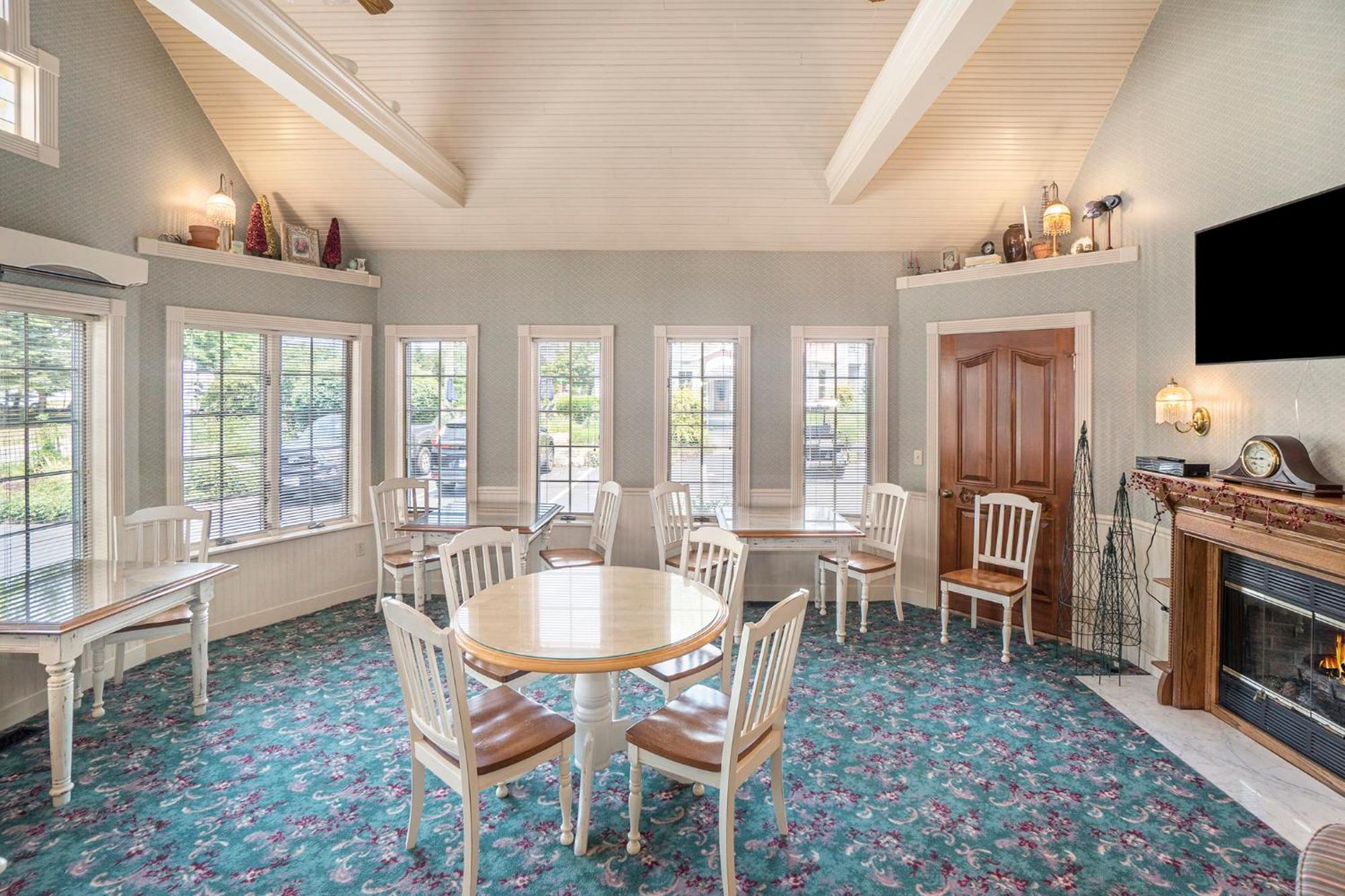 Yelton Manor Bed And Breakfast South Haven Buitenkant foto