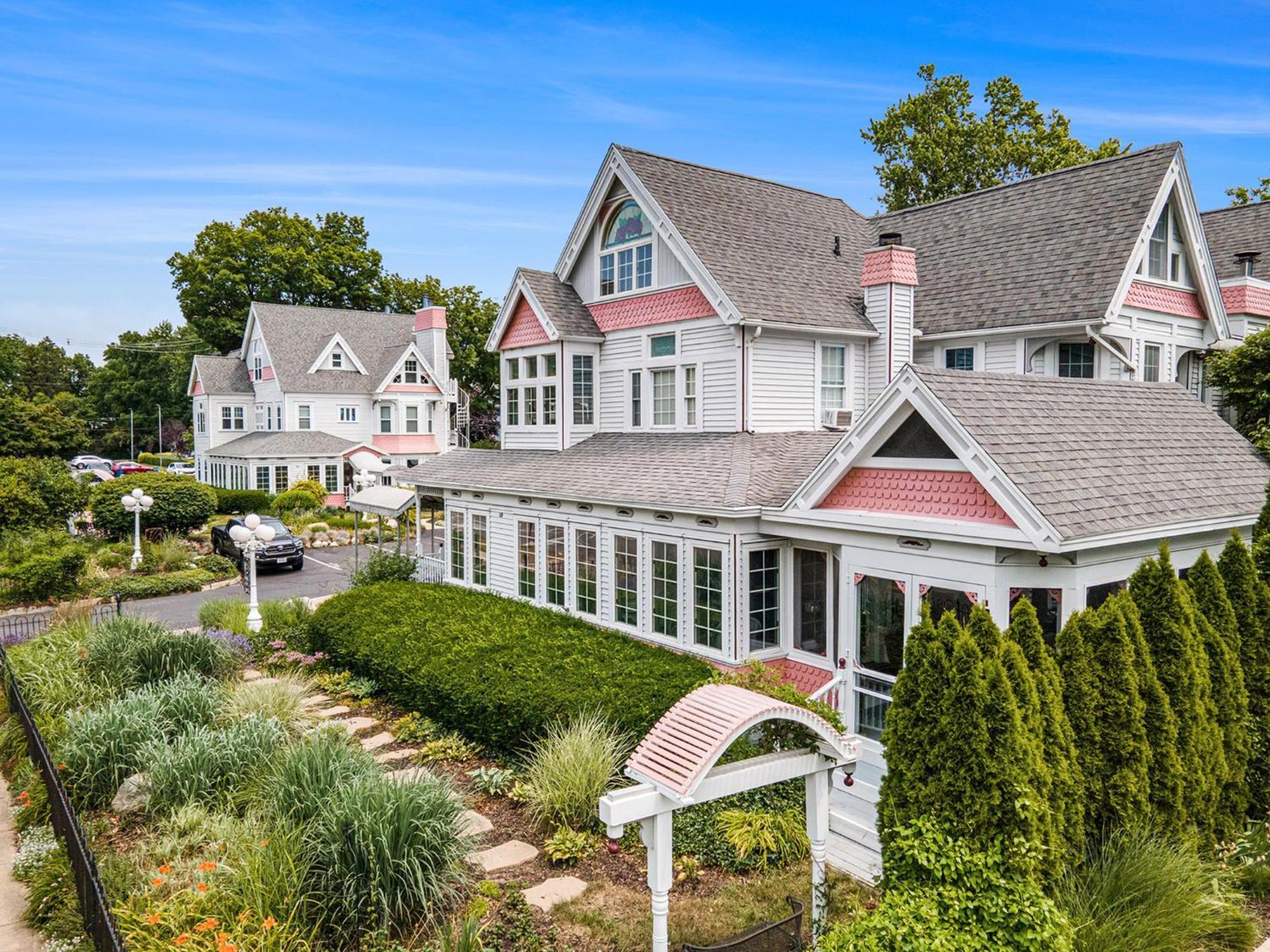 Yelton Manor Bed And Breakfast South Haven Buitenkant foto