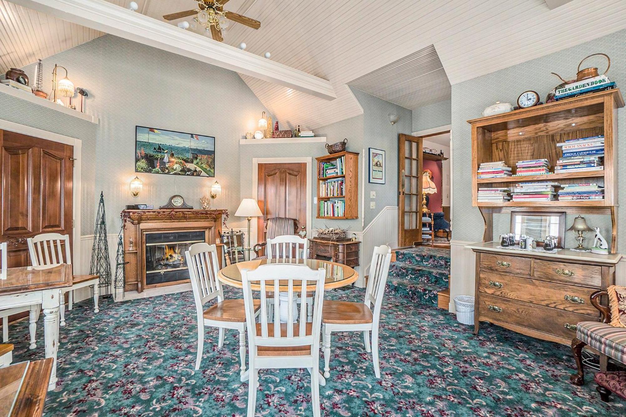 Yelton Manor Bed And Breakfast South Haven Buitenkant foto