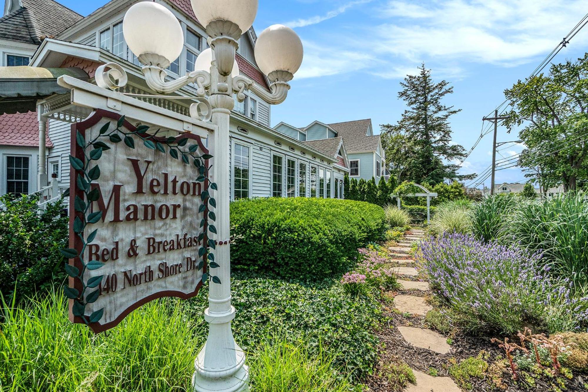 Yelton Manor Bed And Breakfast South Haven Buitenkant foto